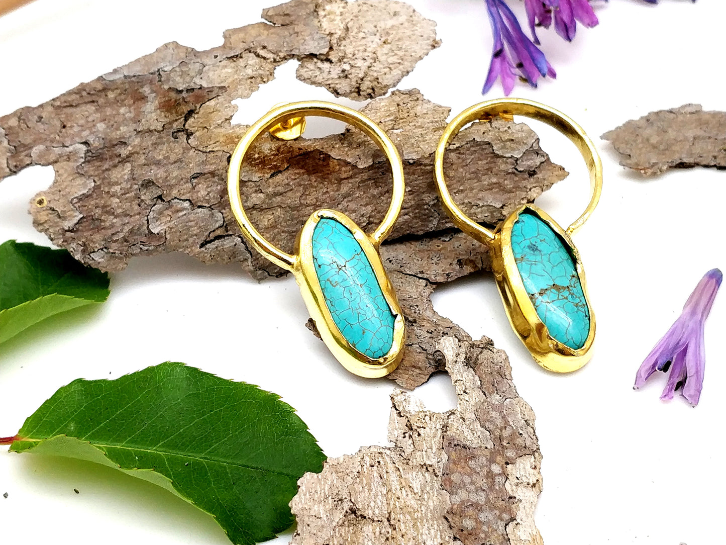 Turqouise Circle Stud Earrings - shopzeyzey