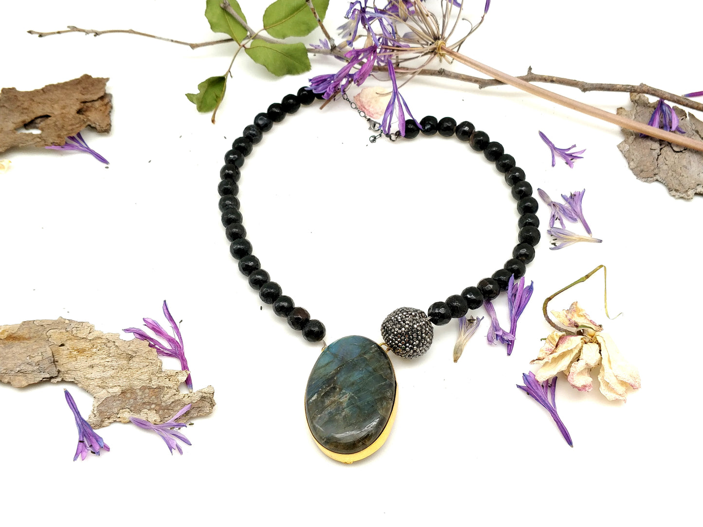 Labradorite Pendant Necklace - shopzeyzey