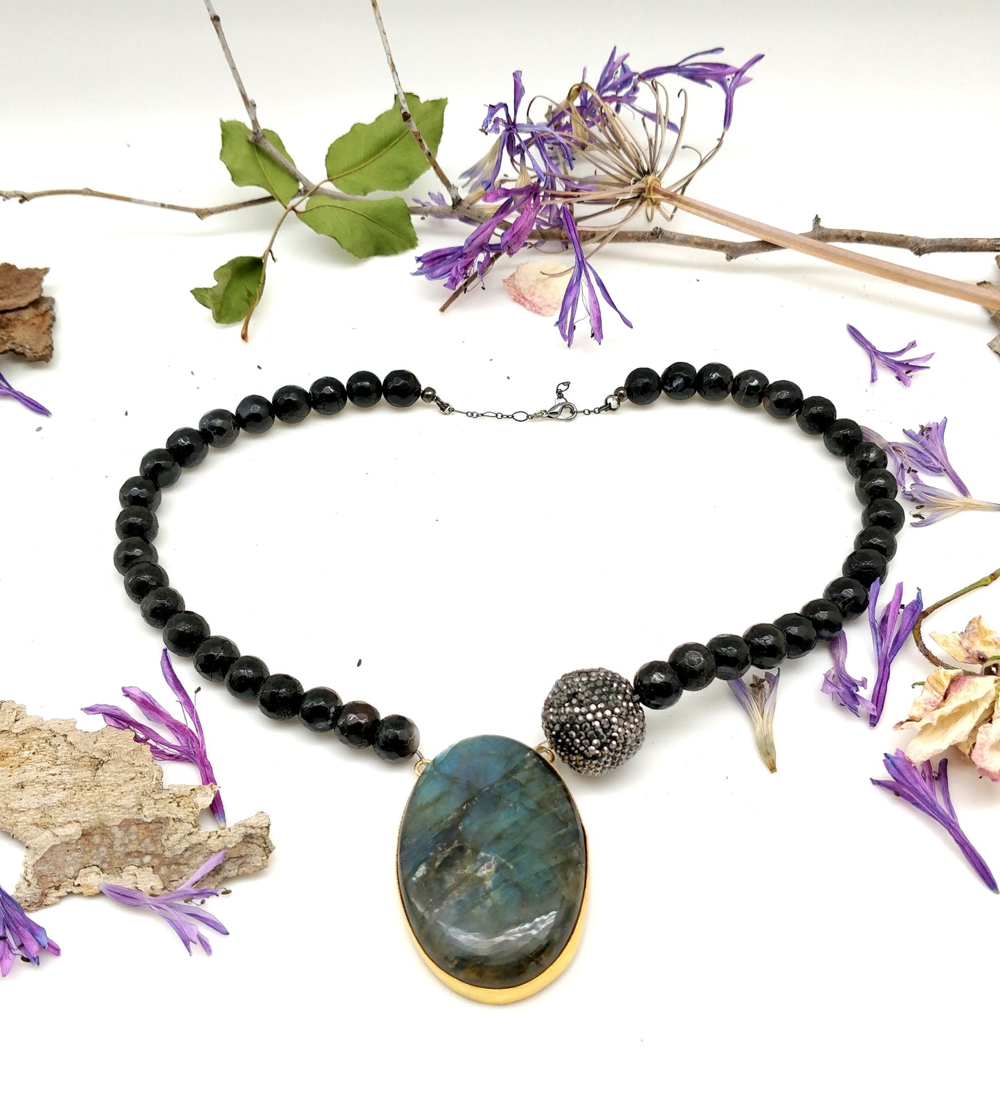 Labradorite Pendant Necklace - shopzeyzey
