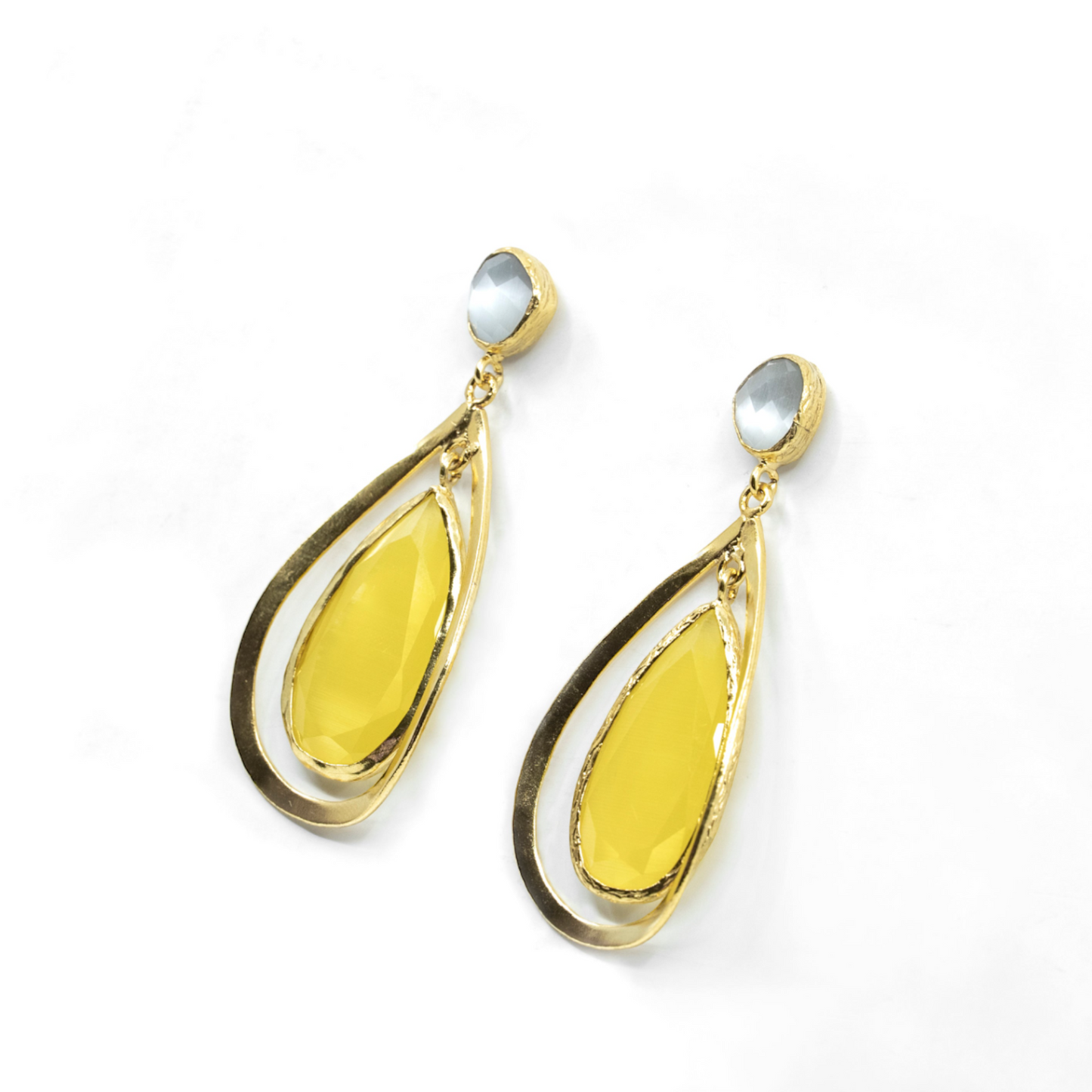 Tear Drop Dangling Earing with yellow stone - shopzeyzey