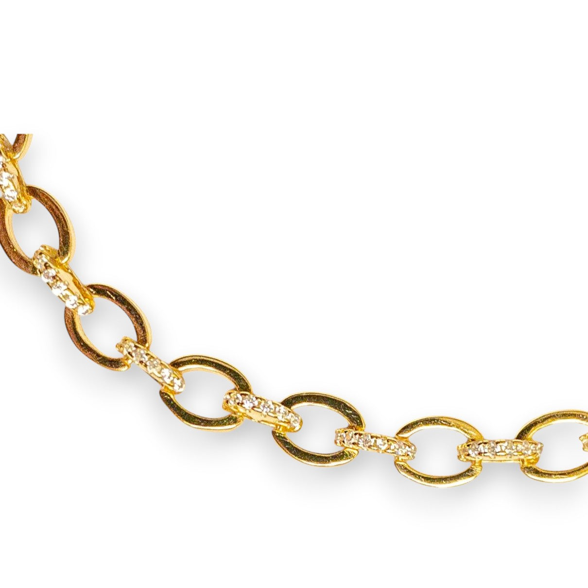 18K gold-plated oval link bracelet with cubic zirconia stones and lobster clasp