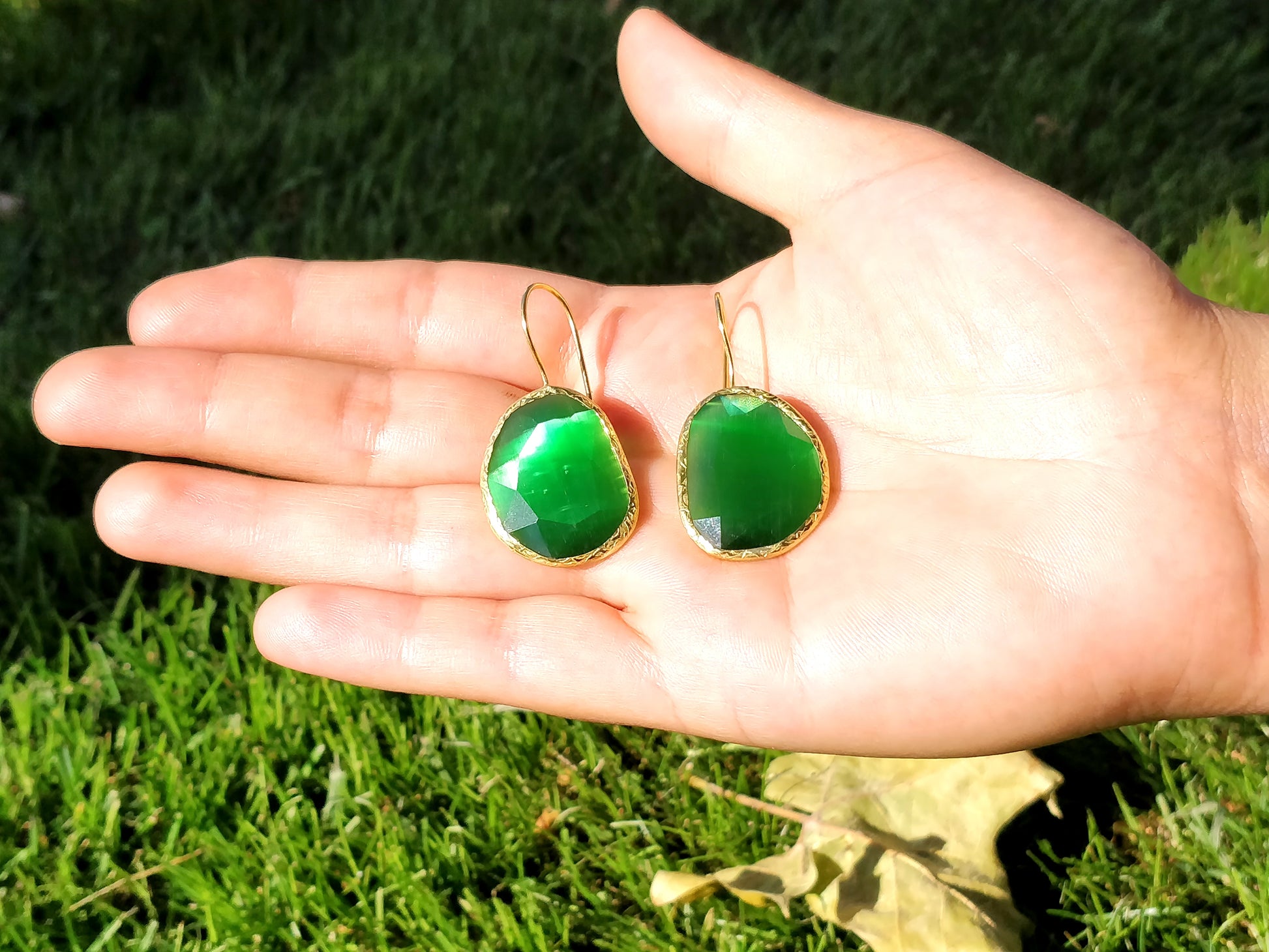 Emerald Cat Eye Earrings - shopzeyzey