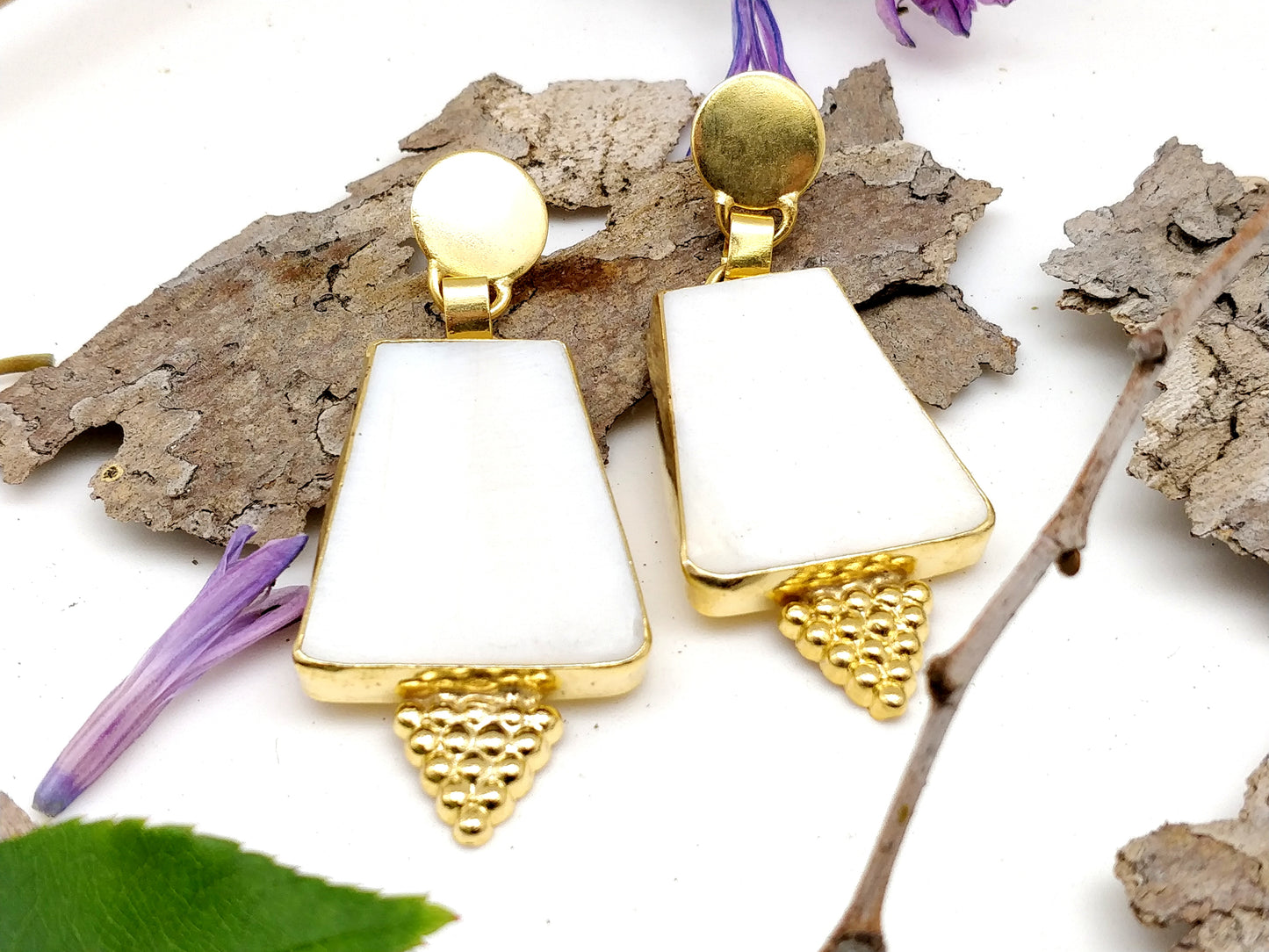 Sunshine Mother Pearl Gold Earrings - shopzeyzey